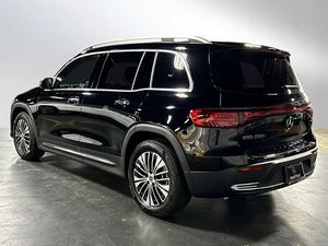 EXTREMADAMENTE LIMPIO, COMO NUEVO Y A UN PRECIO ASEQUIBLE, SUV ELÉCTRICO DE LUJO M-BENZ EQB 250+ RWD 2025 - Product Image 6