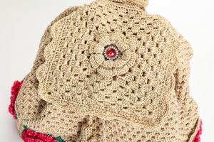 Venta al por Mayor de Mochilas Beige Hechas a Mano con Flores de Crochet, Personalizables, para Uso Diario, para Mujer - Product Image 4