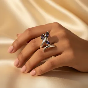 Anillo Bohemio de Plata 925 con Zafiro Corte Pera y Diseño de Planta, Unisex para Uso Diario - Product Image 2