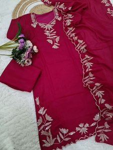 Conjunto de traje de seda vichitra de último diseñador con bordado dupatta estilo Kurti Bollywood venta al por mayor moda barata de alta calidad - Product Image 5