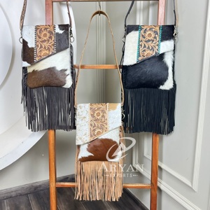 Sac à main en cuir repoussé à la main en cuir de vachette véritable nouvelle collection de sacs à franges sacs de Bohème de sculpture sacs de vente chauds pour femmes - Product Image 1
