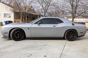 Dodge Challenger SRT Hellcat 2016 Usado en Buen Estado - Product Image 2