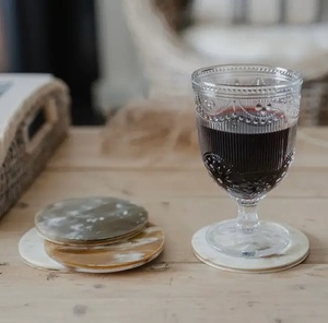 Sous-verres en corne de bœuf de luxe 100 % écologiques de haute qualité, design de luxe, produits de cuisine, épaisseur personnalisable à bas prix - Product Image 1