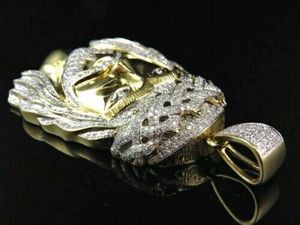 Pendentif pour homme 3,30Ct en moissanite véritable taille ronde JESUS FACE plaqué or jaune 14K - Product Image 2