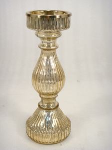 White Set of 3 Metal <b>Pillar</b> <b>Candle</b> Holders for Indoor Decor - Product Image 4