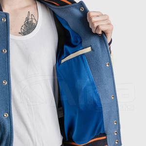 Nouveau design de couleur unie pour hommes Veste Letterman Streetwear Vêtements chauds Veste Letterman pour hommes - Product Image 1