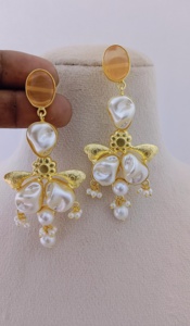 Juego de pendientes colgantes Celeste Bloom elegante diseño ingenioso de latón pesado texturas naturales pendientes colgantes a granel de moda personalizables - Product Image 2