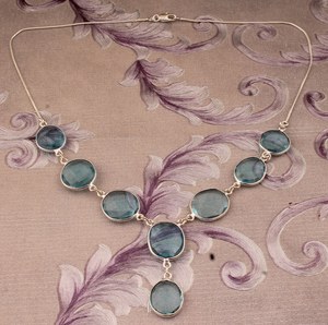 Élégant collier en argent sterling avec quartz bleu fait à la main pendentif en pierres précieuses naturelles cadeau de bijoux pour elle - Product Image 1