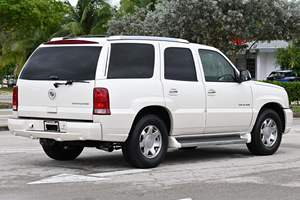 Cadillac Escalade d'occasion 2005 - Product Image 2