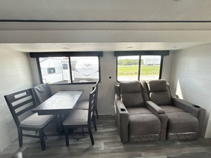 Nuevo Jayco Jay F-l--g-h-t S-l-x 334RTS 2026 - Product Image 6