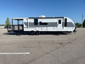 Nouveau 2026 F-o-r-e-s-t R-i-v-e-r Salem C-r-u-i-s-e L-i-t-e 22VERANDA - Product Image 3