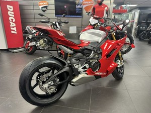 NUEVA <span class=keywords><strong>Ducati</strong></span> Panigale V4 R 2026, Motocicleta <span class=keywords><strong>Deportiva</strong></span> - Product Image 1