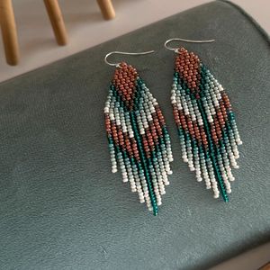 Pendientes de cuentas de cristal modernos Accesorios hechos a mano de moda - Product Image 4