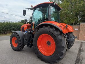 Tractor de Ruedas M7-153 de 70HP 4x4 para Uso Agrícola con Motor, Caja de Cambios y Bomba, Usado, con Informe Incluido - Product Image 3