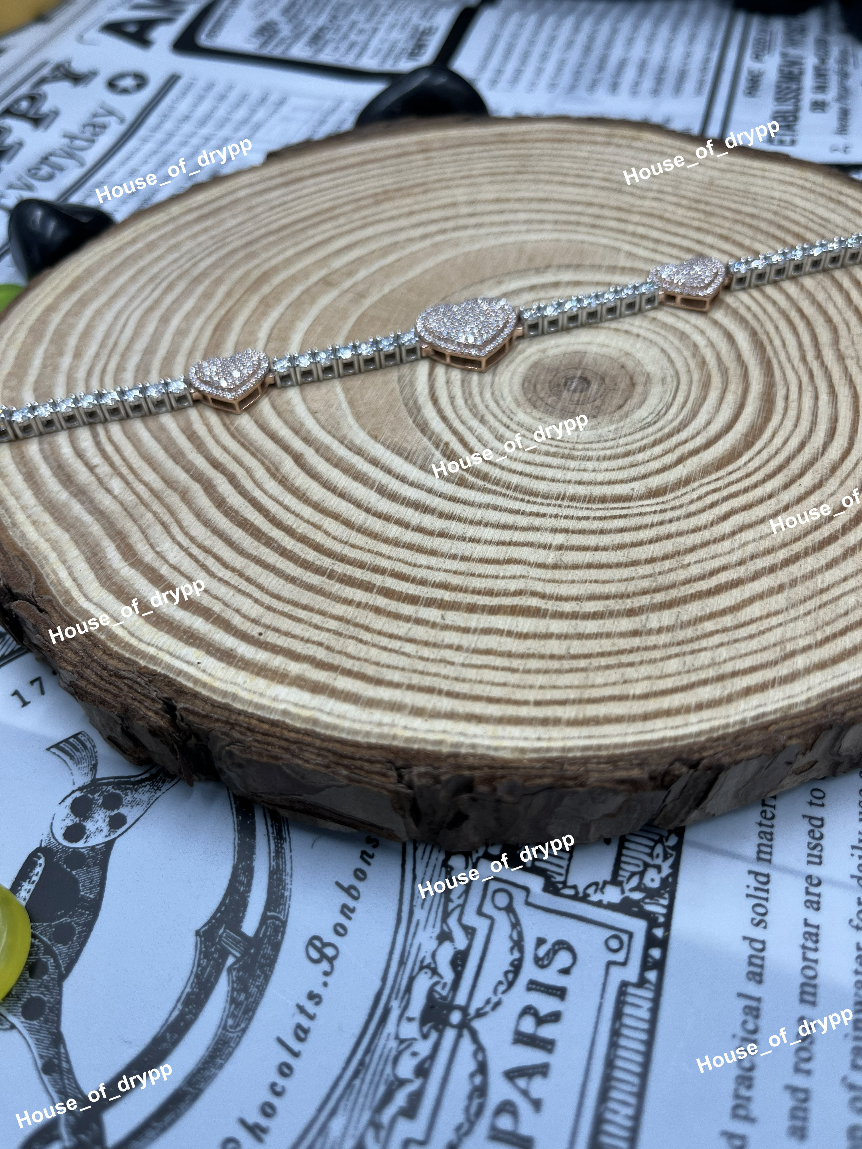 ตามที่แสดงในภาพ