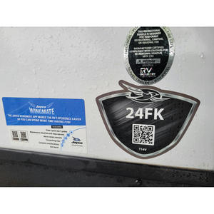 Remolque de Viaje Jayco Flight 24FK 2026 de Aluminio Negro con Capacidad para 6 Personas - Product Image 4
