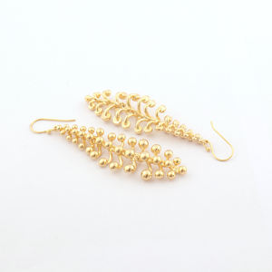 Cocktail fête porter déclaration bijoux perlé métal plaine or bijoux plume goutte boucle d'oreille laiton plaqué or trois niveaux boucles d'oreilles - Product Image 4