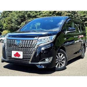 Toyota Esquire 2020, Minivan con Volante a la Derecha - Product Image 1