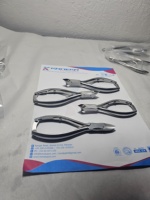 Kit de coupe-ongles en acier inoxydable de qualité chirurgicale professionnel, pince à cuticules, ciseaux pour retirer les ongles, coupe-peaux mortes pour les soins des doigts