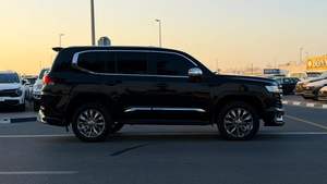 NOUVEAU/OCCASION 2019 Toyota Land Cruiser 4.0L Transmission Automatique SUV/Véhicule Tout-Terrain/Pick-up - Product Image 3