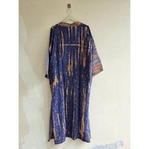 Robe de chambre et paréo de plage vintage bohème en crêpe de soie à motifs floraux - Product Image 4