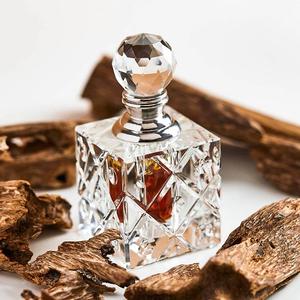 Parfum d'oud naturel à l'huile essentielle de bois d'agar pur pour un arôme heureux! - Product Image 3