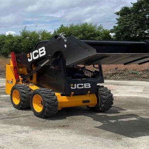 Chargeuse compacte sur chenilles JCB avec un puissant système hydraulique pour des performances intensives, conçue pour les professionnels - Product Image 1