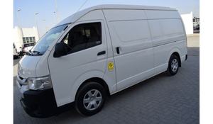 HIA-CE Van 2022 d'occasion, sièges en cuir, transmission automatique, transmission intégrale, régulateur de vitesse adaptatif, pneus R18, caméra 360°, toit ouvrant panoramique, LED - Product Image 6