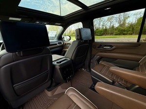 IMPRESIONANTE G-M-C YU-K-ON XL DE-NA-LI ULTIMATE 2025 CON VISIÓN NOCTURNA, TRANSMISIÓN AUTOMÁTICA Y MOTOR V8 - Product Image 2