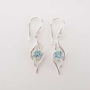 Pendientes de Plata de Ley con Topacio Azul Cielo, Piedra de Nacimiento de Diciembre, Joyería Hecha a Mano, Regalo para Mujer, Chapado en Oro Fino, para Fiesta - Product Image 4