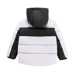 2025 abrigos de invierno cálidos ligeros de nuevo diseño de moda con cierre de cremallera y puños elásticos chaquetas acolchadas para niños - Product Image 3