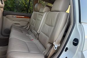 Lexus GX 470 d'occasion 2007 en excellent état, prêt à être expédié - Product Image 4