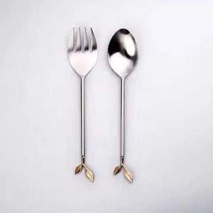 Ensemble de cuillère et de fourchette à salade de style unique au design moderne Ensemble d'outils à salade en acier inoxydable de haute qualité - Product Image 1
