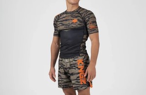 <b>MMA</b> <b>Rash</b> <b>Guard</b> Unisex Professional High Quality Spandex/Polyester Breathable Quick Dry Customizable Logo Color Martial Arts - Product Image 4