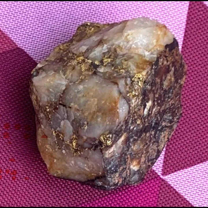 Iron Ore in Bulk Quantity Big Size Fe 55+ Magnetite Type