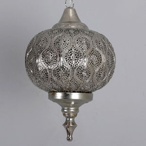 Lanterne marocaine en fer noir faite à la main, luminaire suspendu, lanterne de style marocain pour la décoration du salon, au prix le plus bas - Product Image 6