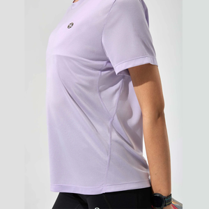 Camiseta cómoda para correr de mujer OEM con estampado de logotipo personalizado para el verano - Product Image 5