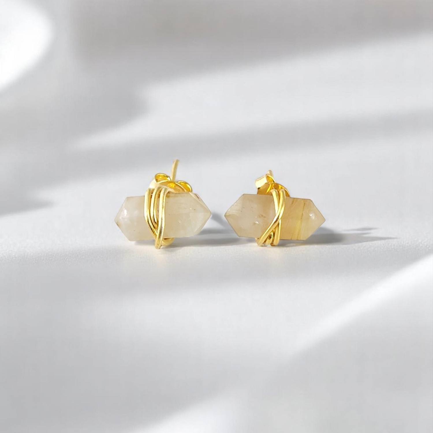 โกลเด้น รูไทล์