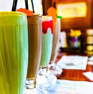 Gobelet en plastique transparent réutilisable de 300 ml à paroi simple de qualité alimentaire pour milkshake, café glacé, boissons froides, fête, hôtel, utilisation sur table - Product Image 1