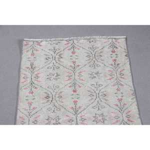 พรมตุรกีวินเทจ ขนาด 2.5x6.4 ฟุต พรมลายพรางสีเทาแดง ทำจากขนสัตว์ - Product Image 5