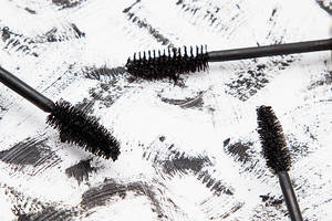 Pestañas de fibra 4D personalizadas de alta calidad para máscara de pestañas maquillaje impermeable de etiqueta privada - Product Image 3