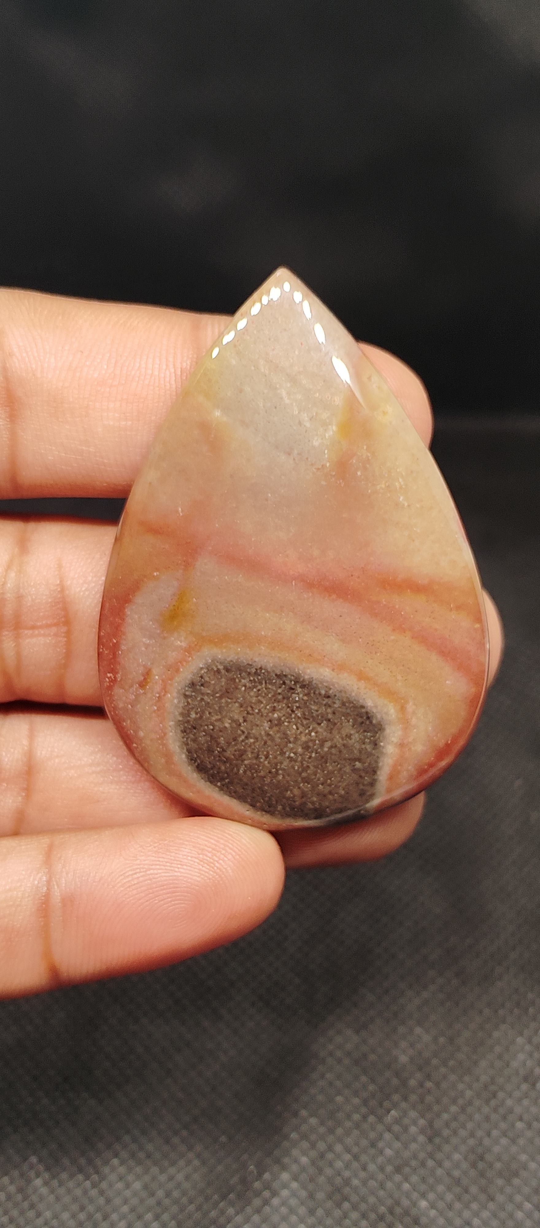 สีน้ำตาล