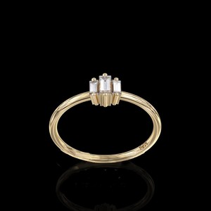 Bagues minimalistes en or massif 14 carats avec 3 diamants naturels taille baguette OEM ODM Fabricant de bijoux fins Parfait pour cadeau - Product Image 6