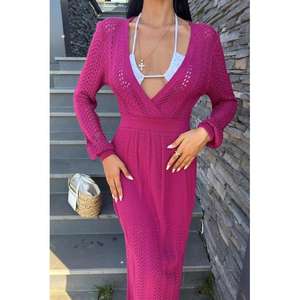 Vestido de Punto con Cuello Profundo 2856, Transpirable y Cómodo, con Cintura Natural - Product Image 1