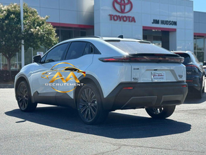 Toyota C-HR XSE 3.0L Automático 2026, Color Naranja, Asientos de Cuero VIP, Techo Estrellado, Faros LED/Xenón, en Venta - Product Image 5
