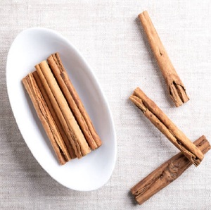 Bâtonnets de cannelle de Ceylan de qualité supérieure extrait de plantes de qualité alimentaire cultivé à l'état sauvage exportation en vrac de l'Inde - Product Image 2