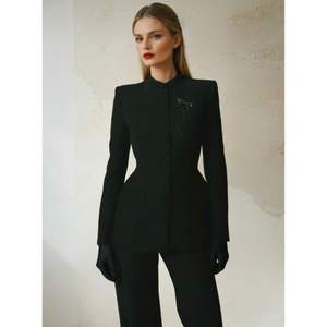 Producto de alta calidad, chaqueta Milana, ropa de mujer, estilo elegante para mujer, servicios ODM hechos en Vietnam - Product Image 1