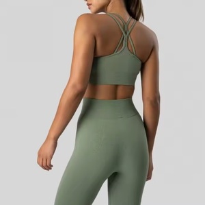 Ropa deportiva de moda para mujer, conjunto de Yoga, cintura elástica, cintura alta, transpirable, secado rápido, patrón sólido, 2 piezas, hecho en Pakistán, venta al por mayor - Product Image 2