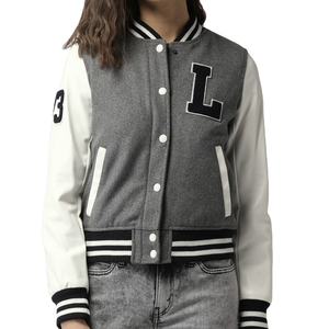 Veste de baseball Varsity grise pour femme en vente sur mesure avec rembourrage en coton et logo personnalisé disponible en taille tissée - Product Image 1