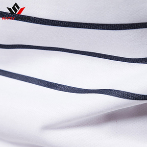 เสื้อโปโลคอปกผ้าคอตตอนของผู้ชาย,เสื้อโปโลพิมพ์โลโก้ตามสั่งสีแดงและสีดำ - Product Image 3